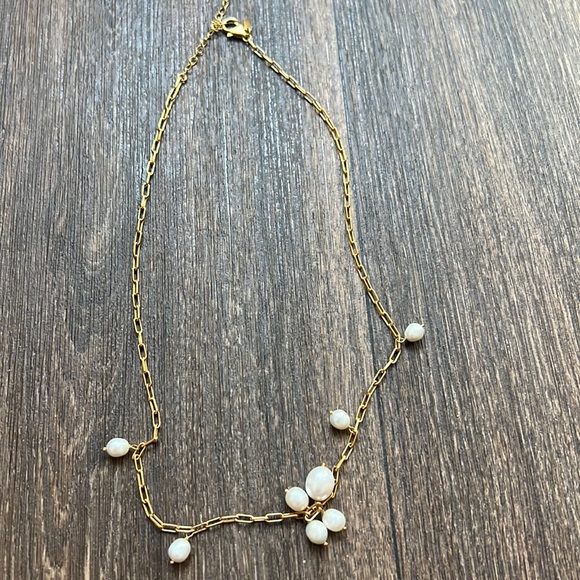 VIDA PEARL NECKLACE GOLD VERMEIL